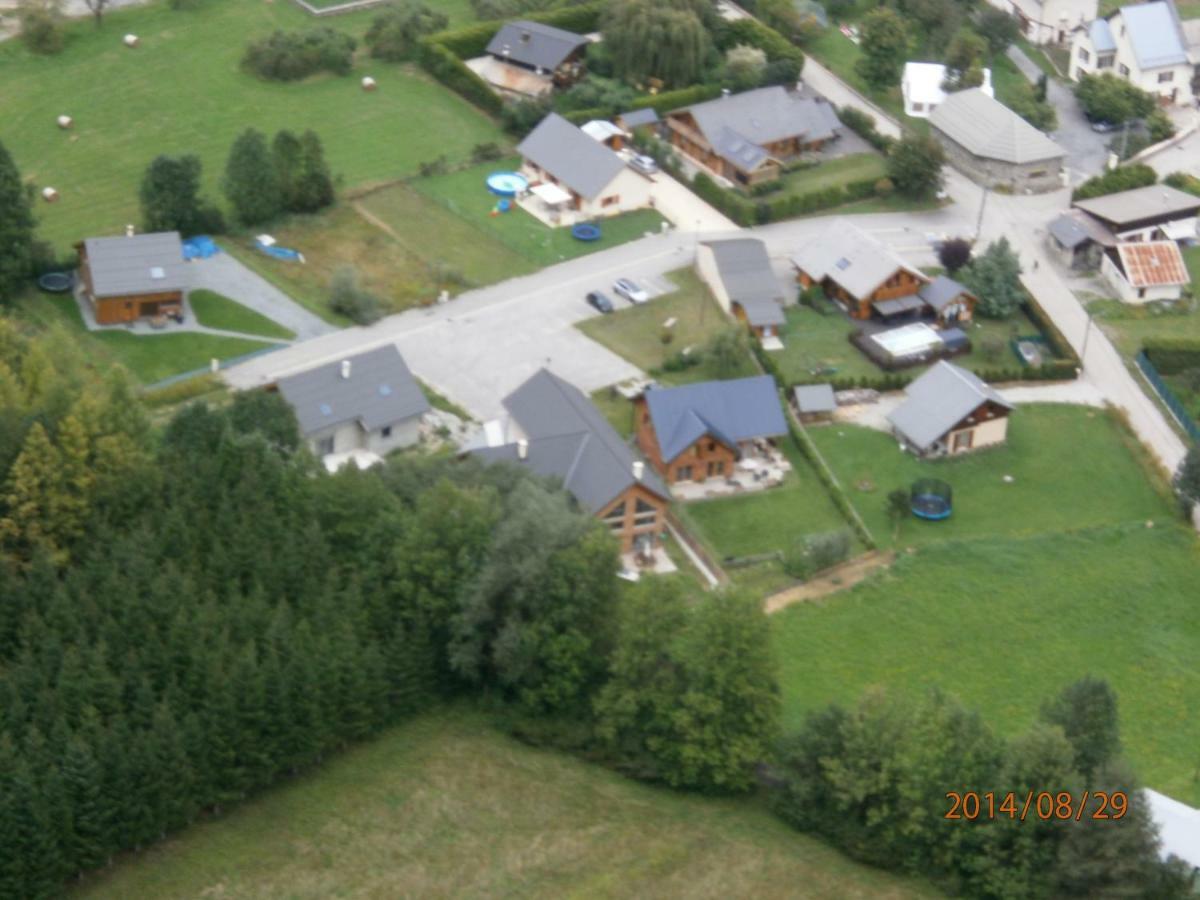 #Lemasdoisans Au Pied De L'Alpe D'Huez Via Bourg D'Oisans L'Etoile Des Glaciers Le Bourg-dʼOisans المظهر الخارجي الصورة